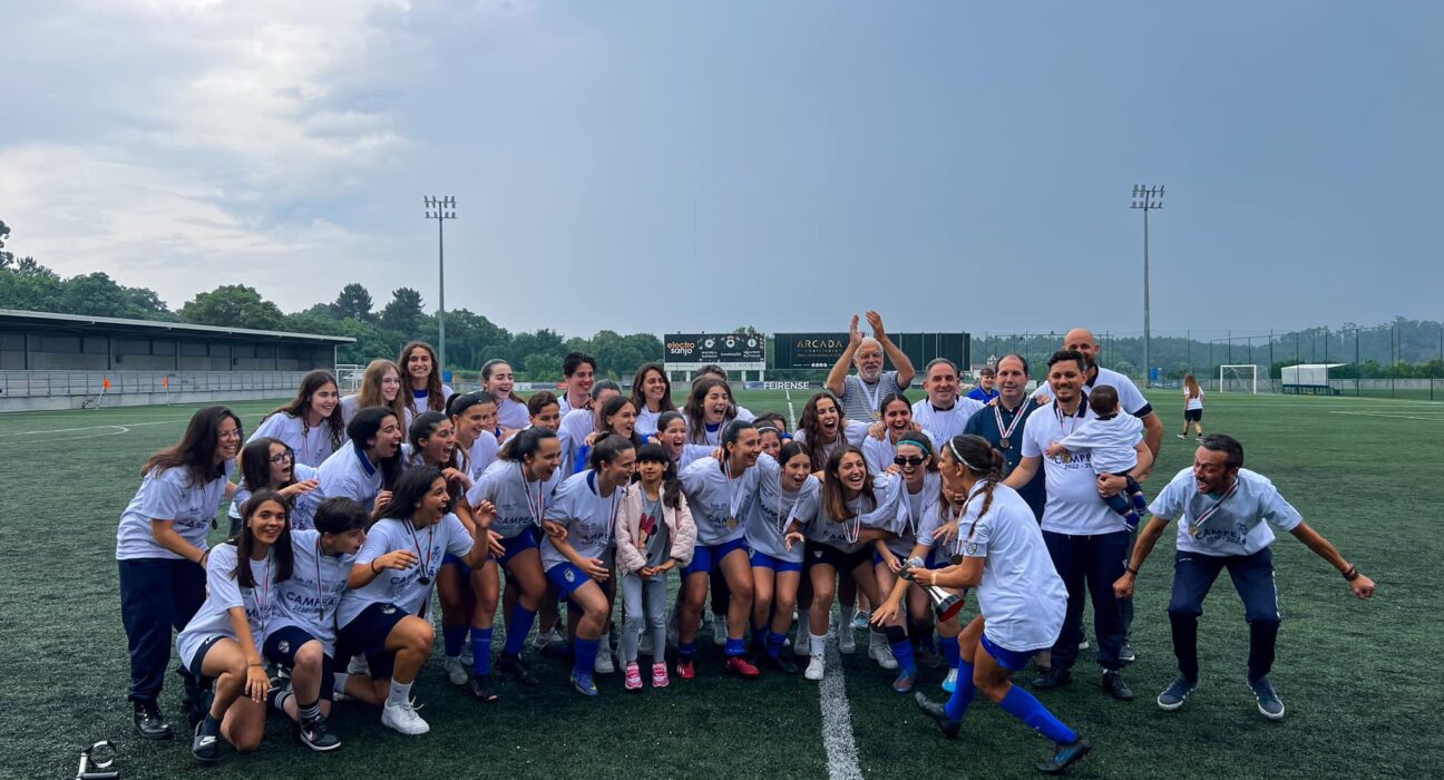 Arranque do Mundial de futebol feminino ensombrado por tiroteio - Futebol -  Correio da Manhã